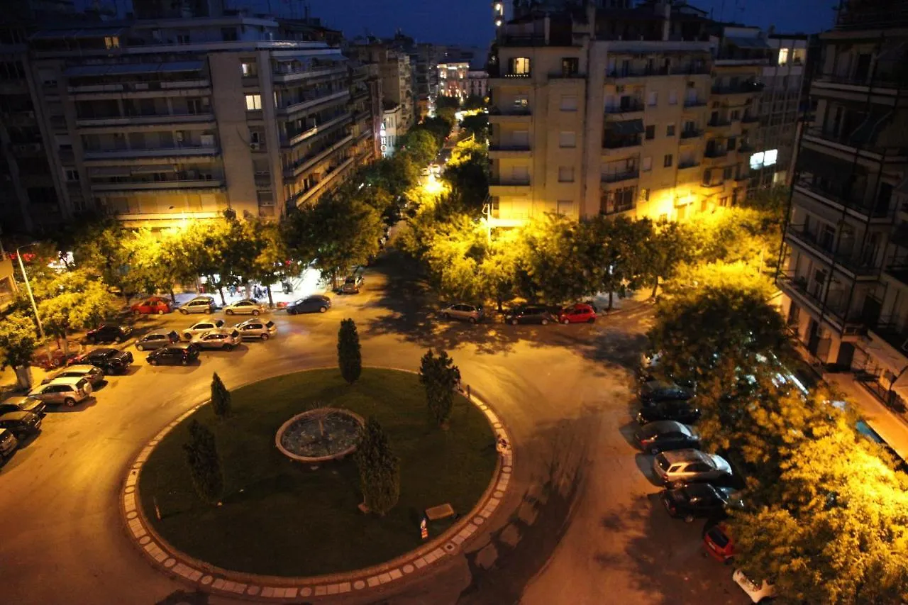 Elegant Top-Floor Apartment With Skyline City View Salonicco
